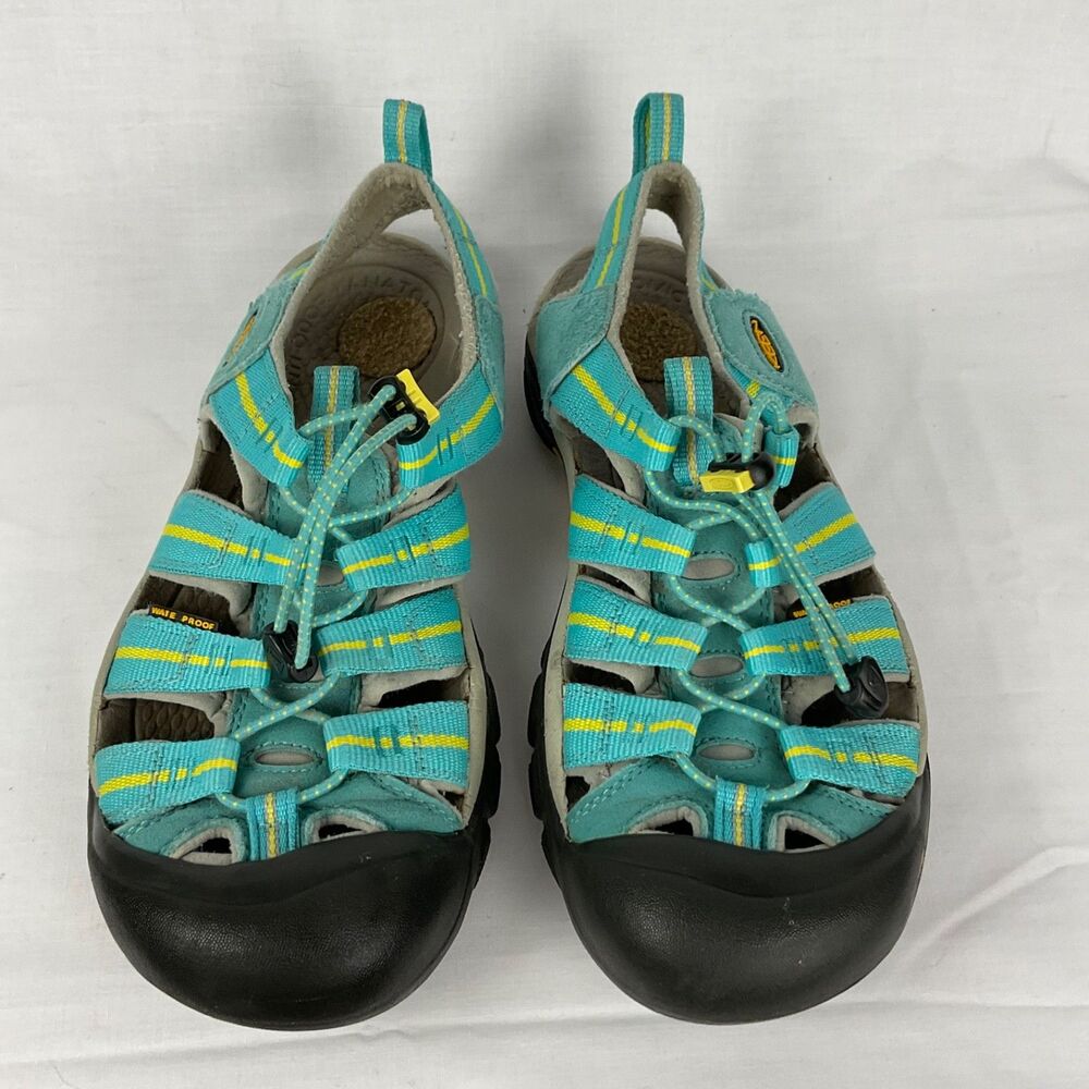 KEEN Newport Hiking Sandals Teal  Waterproof Closed Toe Ladies Approx Sz 10